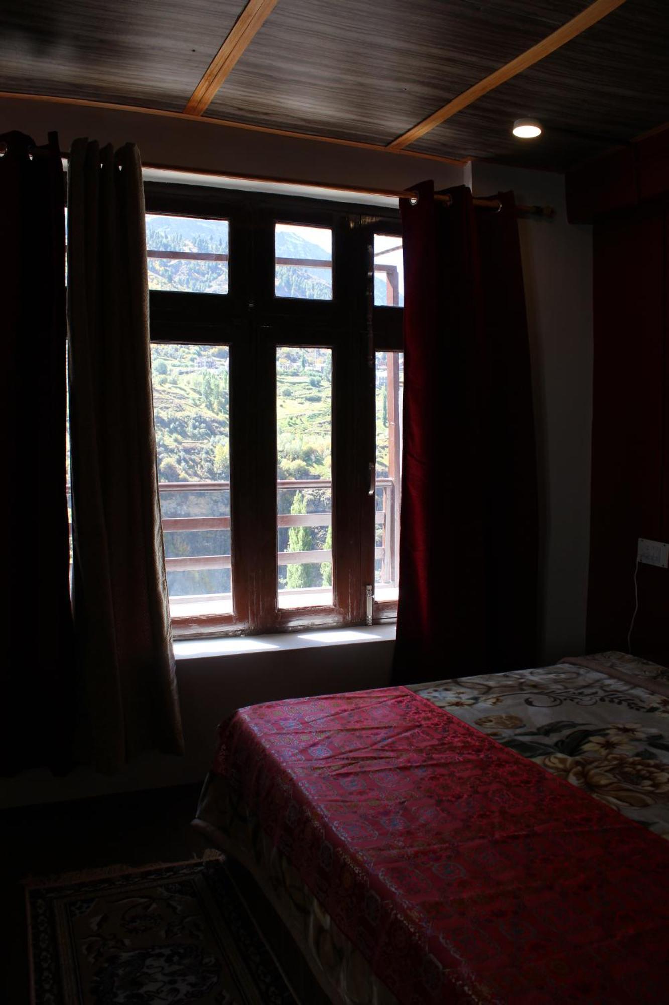 Kyelang Times Quarto foto